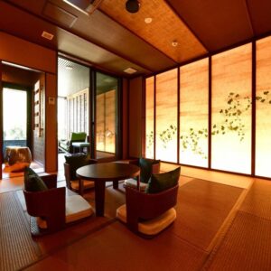 Balinese onsen ryokan Hakone Airu