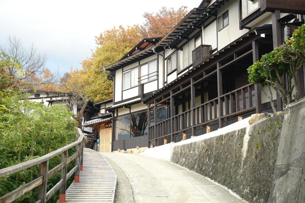 Hidatakayama-Futarishizuka-Hakuun Hidatakayama Futarishizuka Hakuun