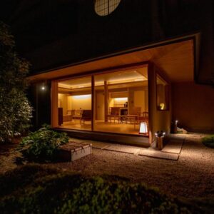 Itsukushimahigashimonzen Kikugawa