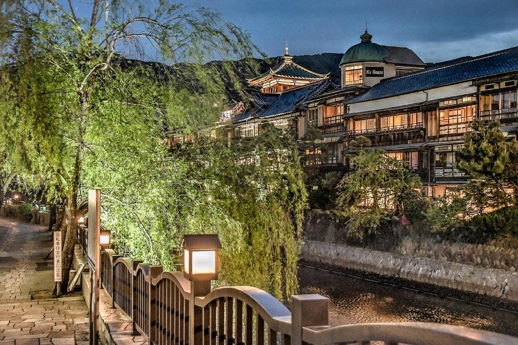 Ks-House-Ito-Onsen-Historical-Ryokan-Hostel K's House Ito Onsen - Historical Ryokan Hostel