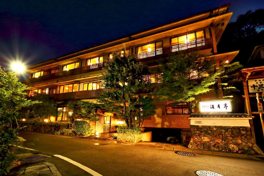 Kyoto-Arashiyama-Onsen-Ryokan-Togetsutei Kyoto Arashiyama Onsen Ryokan Togetsutei