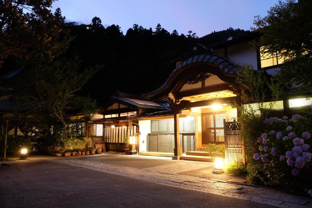 Temple-Lodging-Shukubo-Kakurinbo Temple Lodging Shukubo Kakurinbo