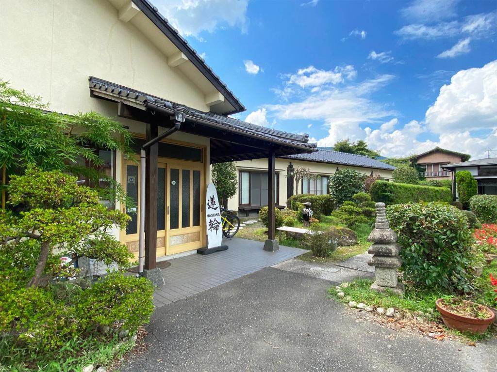Yufuin-Onsen-Hasuwa-Inn Yufuin Onsen Hasuwa Inn
