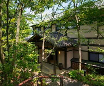 Yufuin Onsen Toshoan