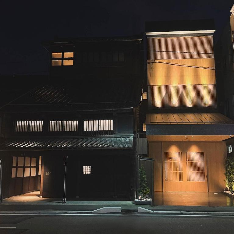 黒梅屋-Kurumiya 黒梅屋 Kurumiya